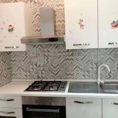 Appartamento Di Fronte Al Porto Turistico Cagliari Bagian luar foto